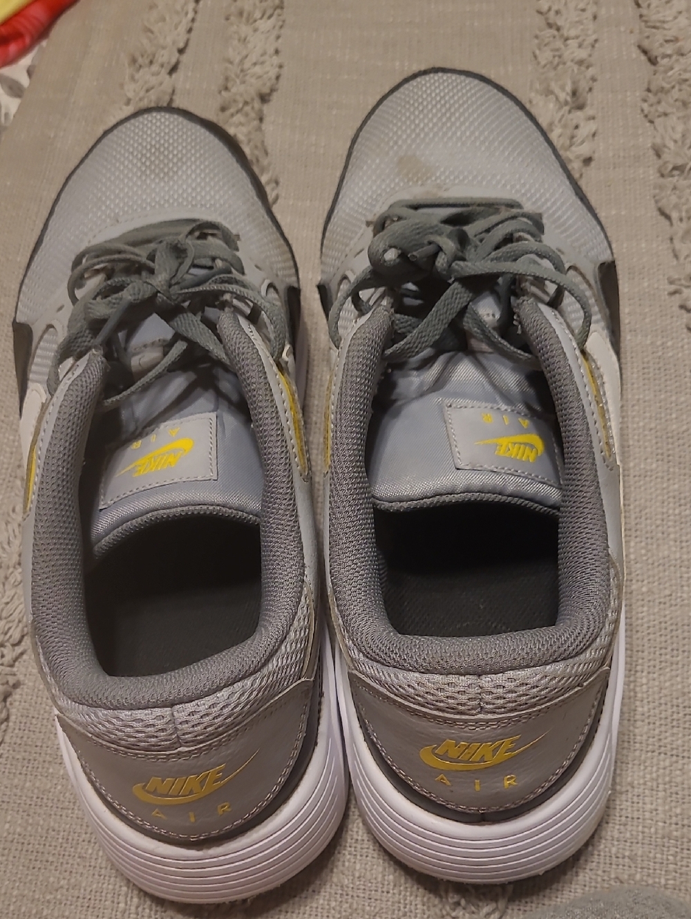 Nike Men’s Gray and Yellow Low-Top Sneakers